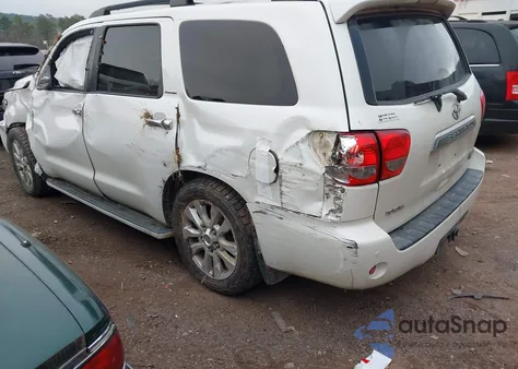 2010 Toyota Sequoia Platinum 5.7L V8 z USA, uszkodzony, nr VIN 5TDYY5G17AS028190